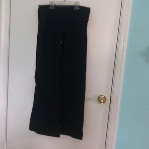 Lululemon yoga pants